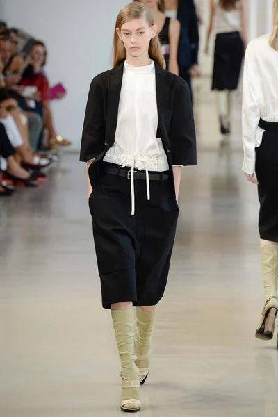 Look 43